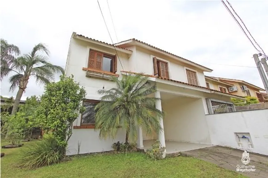 Foto 1 de Casa de Condomínio com 3 Quartos à venda, 111m² em Guarujá, Porto Alegre