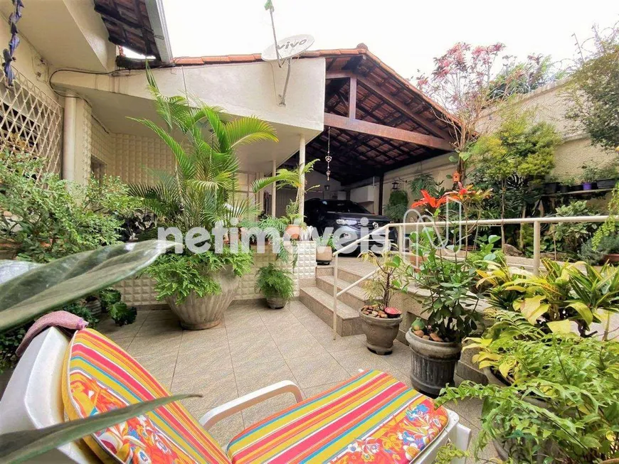 Foto 1 de Casa com 4 Quartos à venda, 250m² em Santa Tereza, Belo Horizonte