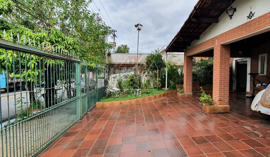 Foto 1 de Casa com 3 Quartos à venda, 208m² em Jardim São Caetano, São Caetano do Sul