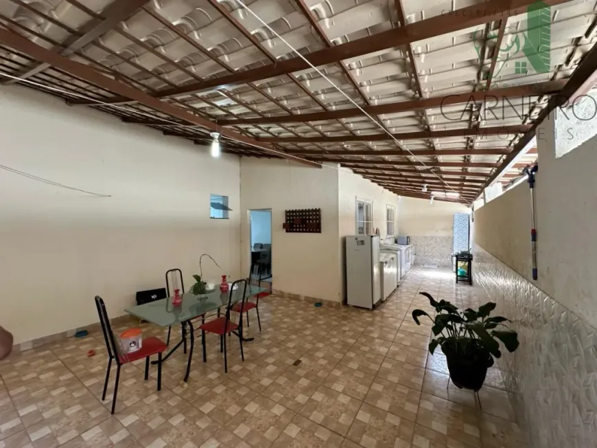 Foto 1 de Casa com 4 Quartos à venda, 300m² em Rosaneves, Ribeirão das Neves