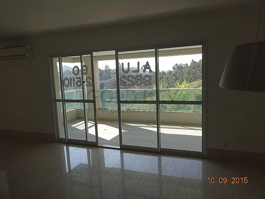 Foto 1 de Apartamento com 3 Quartos para alugar, 200m² em Centro, Santana de Parnaíba