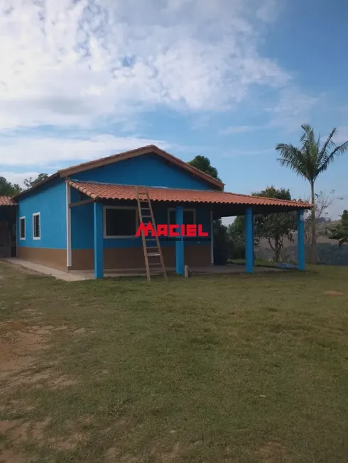 Foto 1 de Fazenda/Sítio com 3 Quartos à venda, 120m² em Vila Sinha, São José dos Campos