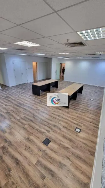 Foto 1 de Sala Comercial para alugar, 196m² em Vila Olímpia, São Paulo