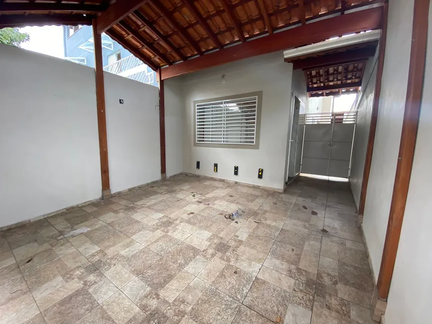 Foto 1 de Casa com 2 Quartos à venda, 125m² em Vila Brás Cubas, Mogi das Cruzes