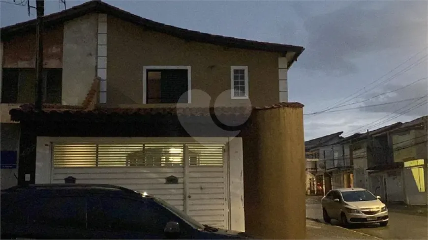 Foto 1 de Sobrado com 3 Quartos à venda, 110m² em Interlagos, São Paulo