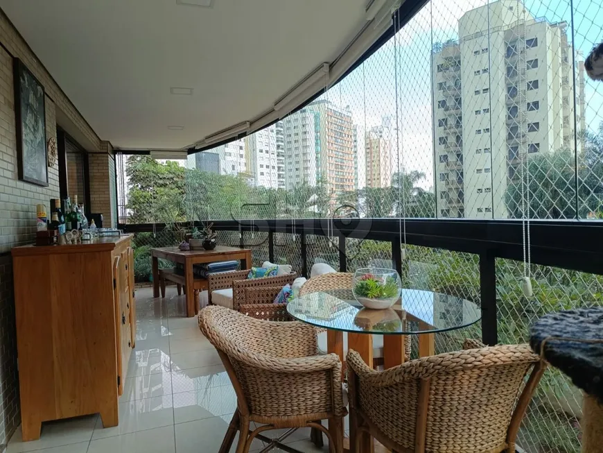 Foto 1 de Apartamento com 4 Quartos à venda, 222m² em Santana, São Paulo