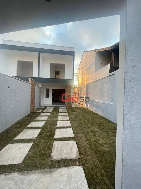 Foto 1 de Casa de Condomínio com 2 Quartos à venda, 75m² em Peró, Cabo Frio