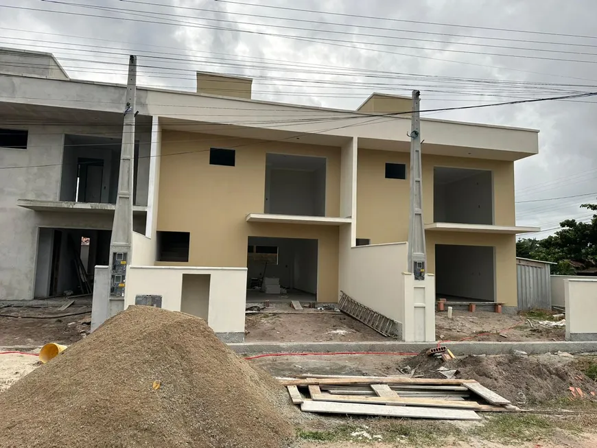 Foto 1 de Casa com 3 Quartos à venda, 94m² em Praia do Ervino, São Francisco do Sul