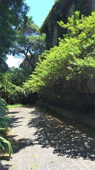 Foto 1 de Casa com 5 Quartos à venda, 307m² em Jardim Guedala, São Paulo