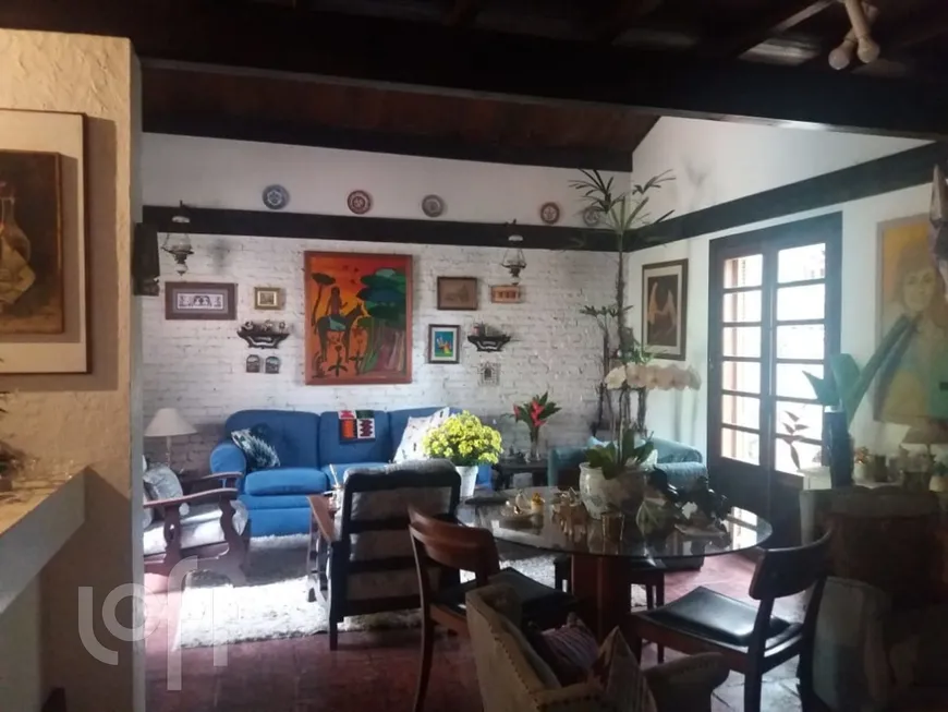 Foto 1 de Casa com 3 Quartos à venda, 250m² em Santo Amaro, São Paulo