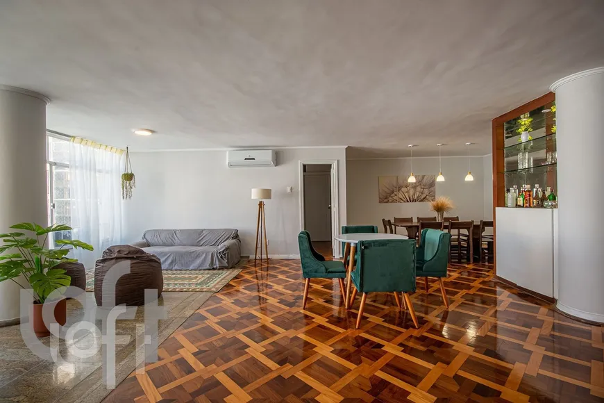 Foto 1 de Apartamento com 4 Quartos à venda, 250m² em Ipanema, Rio de Janeiro