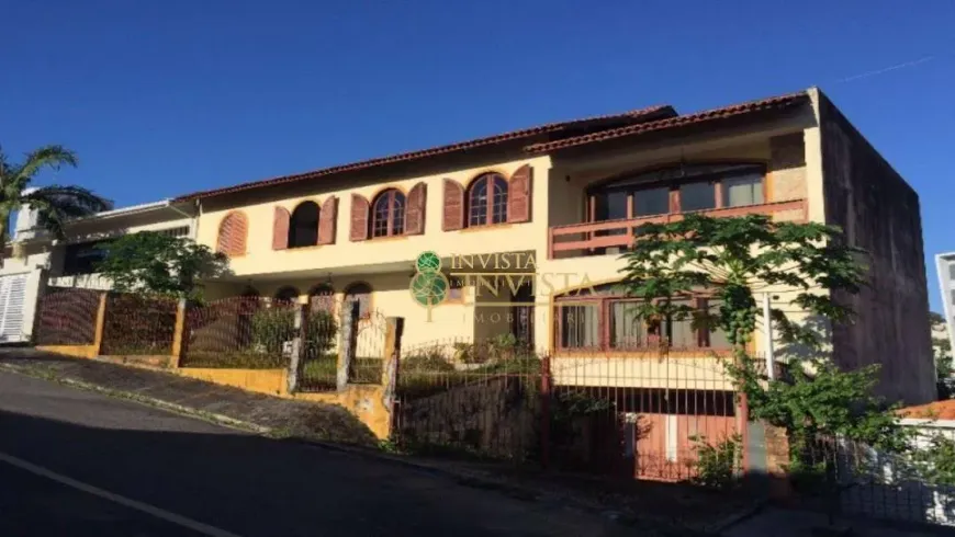 Foto 1 de Casa com 4 Quartos à venda, 400m² em Coqueiros, Florianópolis