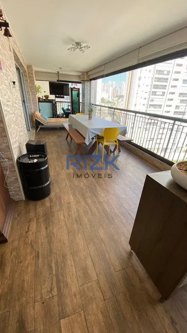 Foto 1 de Apartamento com 3 Quartos à venda, 192m² em Aclimação, São Paulo