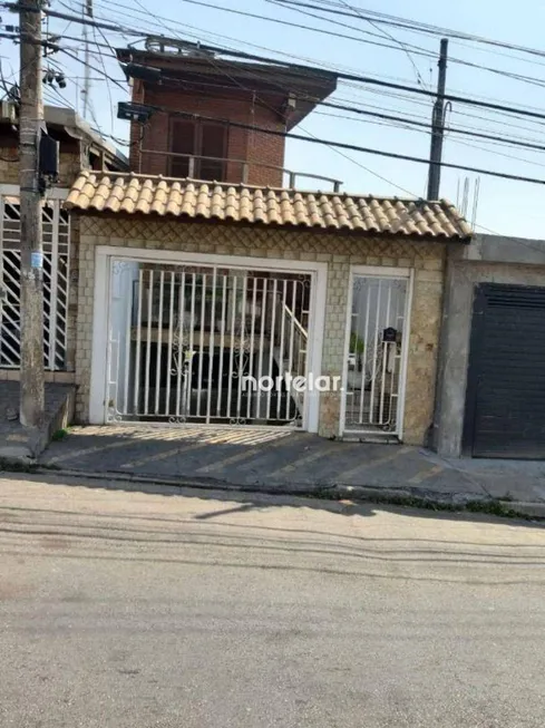 Foto 1 de Sobrado com 3 Quartos à venda, 330m² em Vila Santa Edwiges, São Paulo