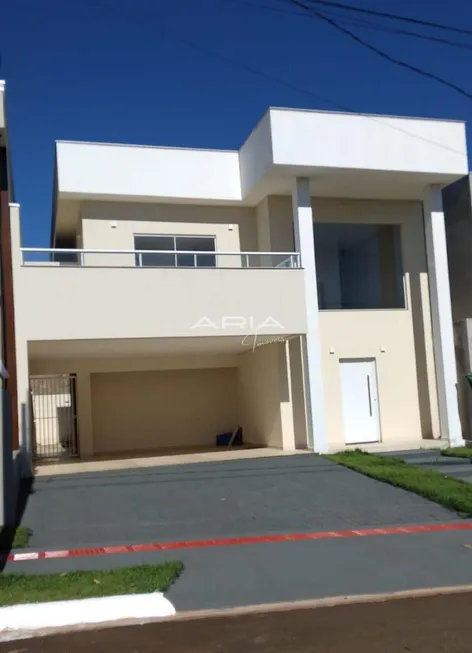 Foto 1 de Casa com 3 Quartos à venda, 208m² em Jardim Montecatini, Londrina