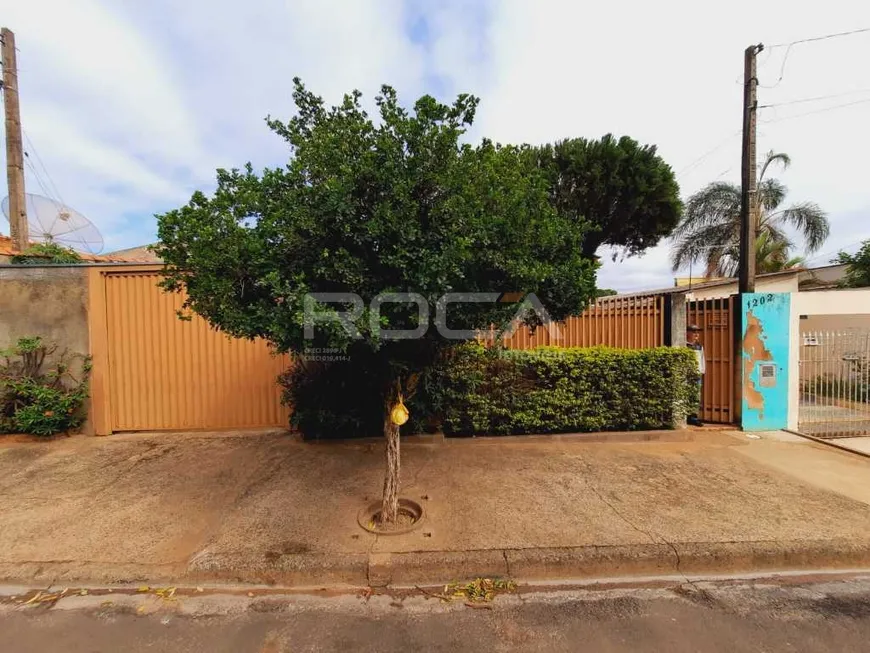 Foto 1 de Casa com 3 Quartos à venda, 129m² em Antenor Garcia, São Carlos