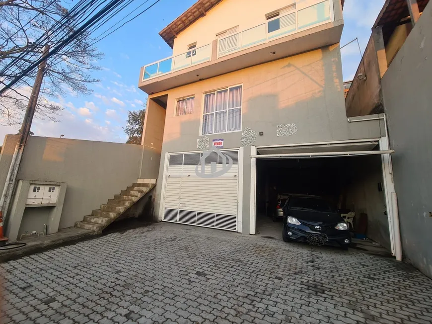 Foto 1 de Casa com 3 Quartos à venda, 289m² em Engenho Velho, Embu das Artes