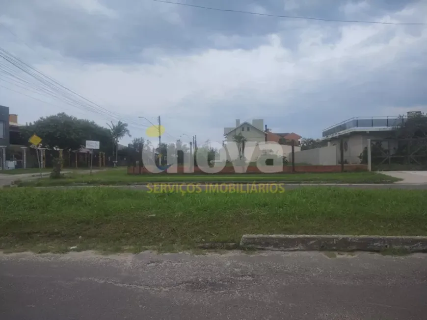 Foto 1 de Lote/Terreno à venda, 450m² em Centro, Imbé