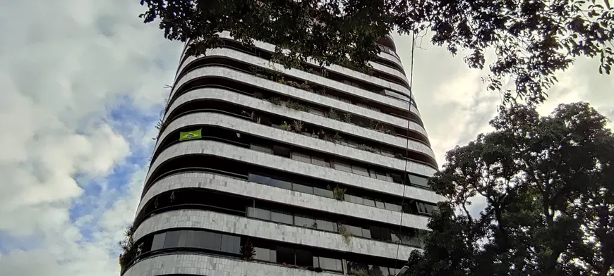 Foto 1 de Apartamento com 2 Quartos à venda, 198m² em Jaqueira, Recife
