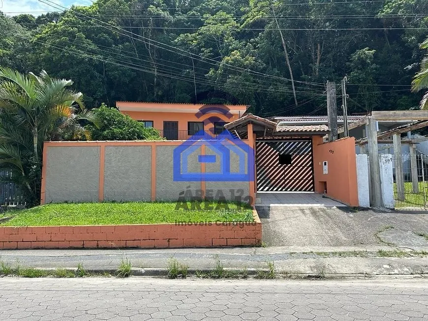 Foto 1 de Sobrado com 3 Quartos à venda, 200m² em Prainha, Caraguatatuba