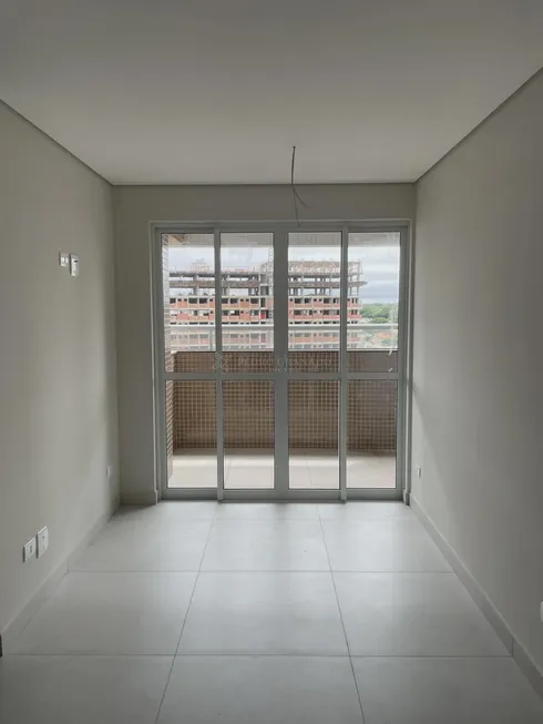 Foto 1 de Apartamento com 3 Quartos para alugar, 79m² em Jardim Aclimação, Maringá