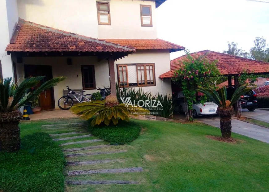 Foto 1 de Casa de Condomínio com 3 Quartos à venda, 350m² em Portal do Sabia, Aracoiaba da Serra