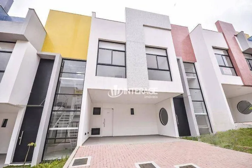 Foto 1 de Casa de Condomínio com 3 Quartos para alugar, 277m² em Santo Inácio, Curitiba