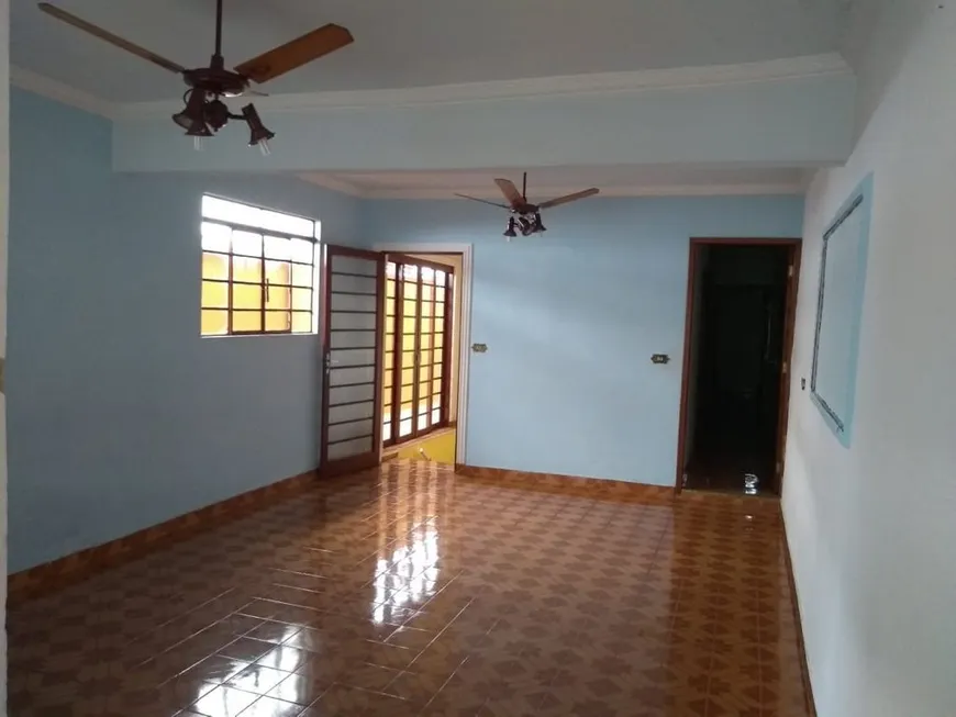 Foto 1 de Casa com 2 Quartos à venda, 86m² em Jardim Glória, Piracicaba