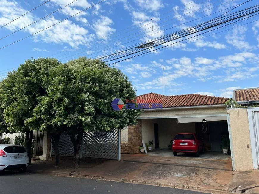 Foto 1 de Casa com 3 Quartos à venda, 200m² em Parque Residencial Romano Calil, São José do Rio Preto