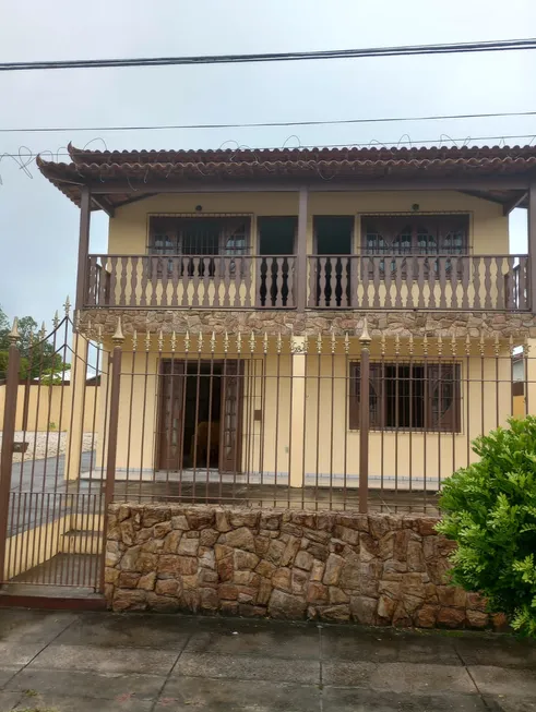 Foto 1 de Casa com 5 Quartos à venda, 195m² em Balneário Remanso, Rio das Ostras