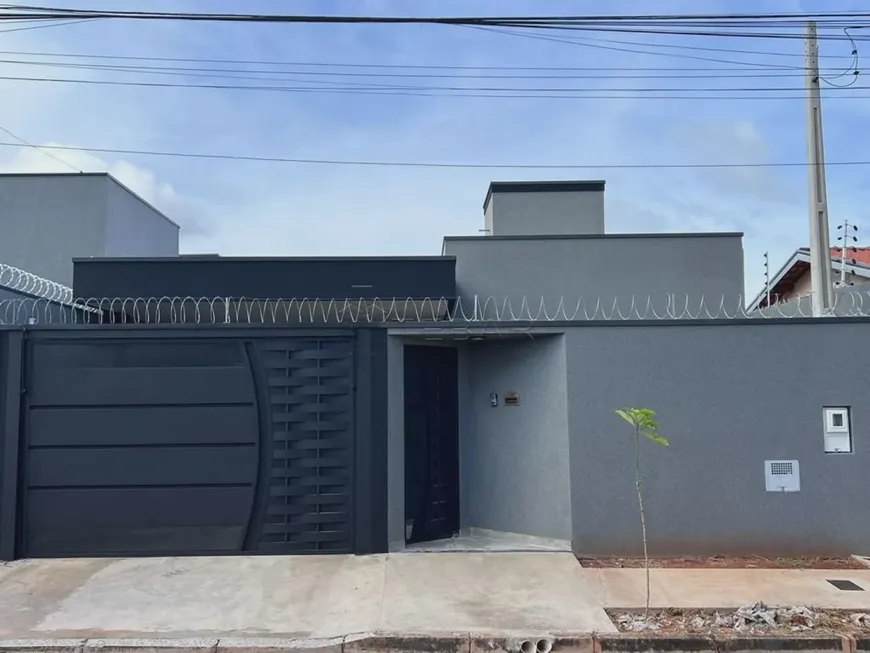 Foto 1 de Casa com 2 Quartos à venda, 88m² em Parque das Aroeiras II, São José do Rio Preto