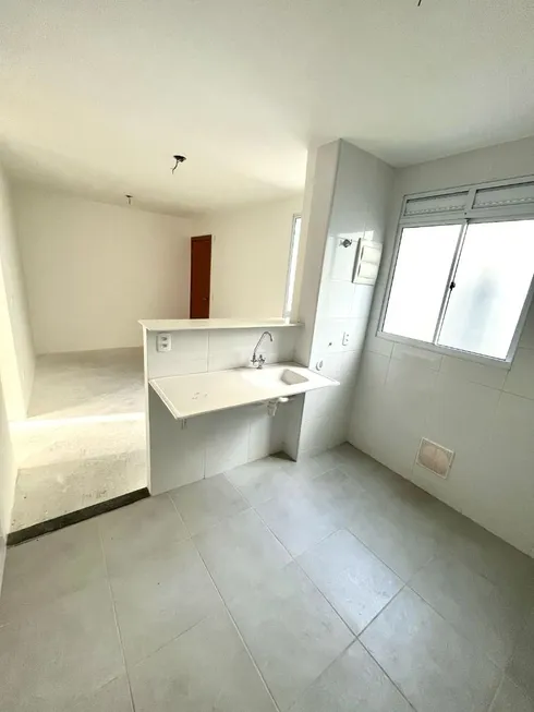 Foto 1 de Apartamento com 2 Quartos à venda, 36m² em Jardim Caiapia, Cotia
