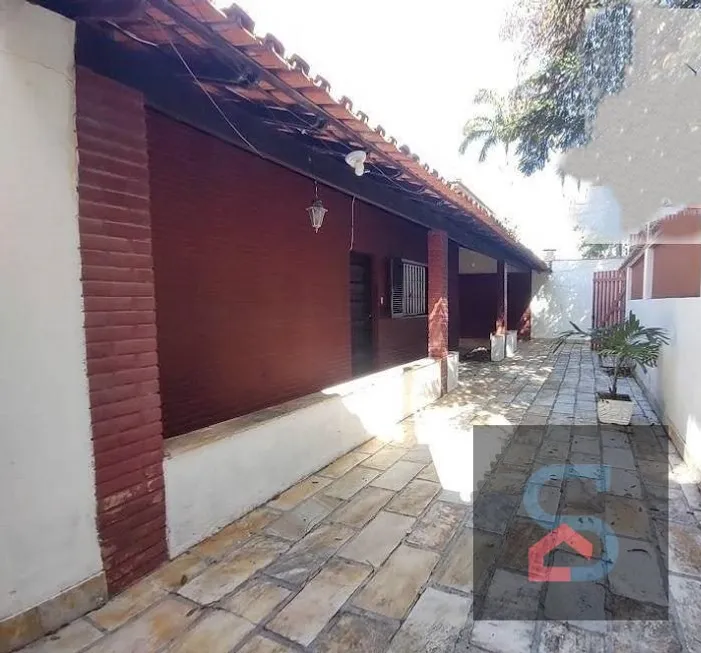 Foto 1 de Casa com 4 Quartos à venda, 390m² em Centro, Cabo Frio