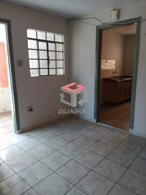 Foto 1 de Casa com 2 Quartos à venda, 120m² em Vila Linda, Santo André