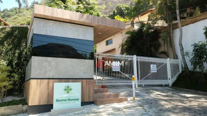 Foto 1 de Casa de Condomínio com 3 Quartos à venda, 208m² em São Francisco, Niterói