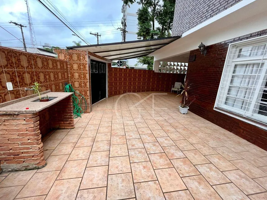 Foto 1 de Sobrado com 3 Quartos à venda, 118m² em Ponta da Praia, Santos