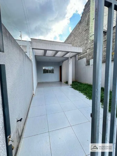 Foto 1 de Casa com 3 Quartos para alugar, 88m² em Columbia, Londrina