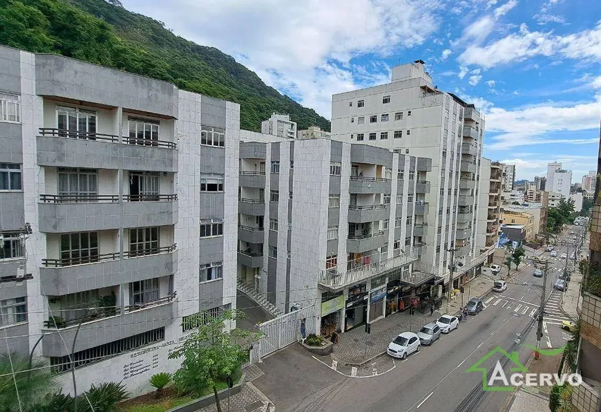 Foto 1 de Cobertura com 4 Quartos à venda, 221m² em Santa Helena, Juiz de Fora