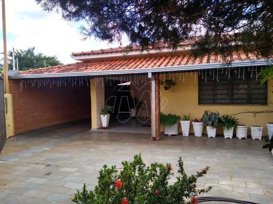 Foto 1 de Casa com 2 Quartos à venda, 219m² em Jardim das Estações - Vila Xavier, Araraquara