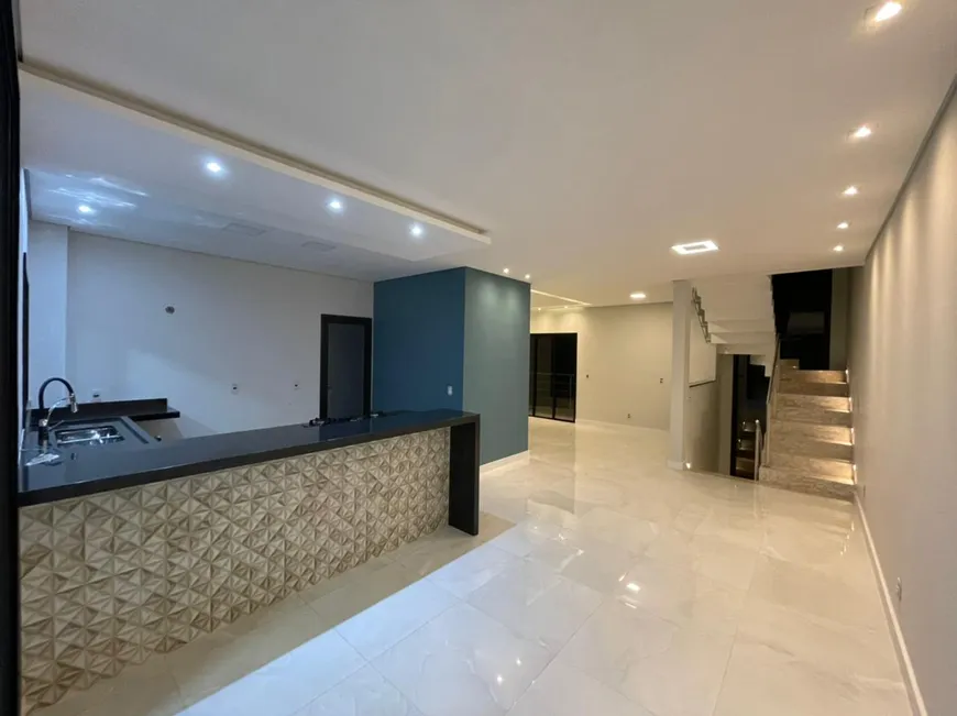 Foto 1 de Casa de Condomínio com 3 Quartos à venda, 200m² em Jardim Celeste, Jundiaí