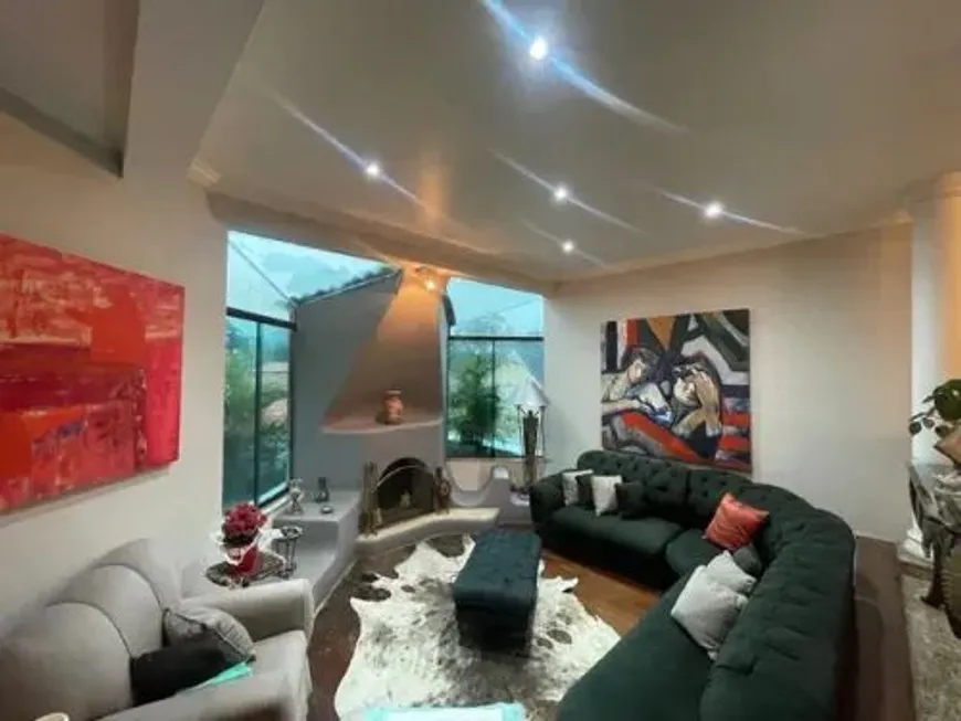 Foto 1 de Casa de Condomínio com 4 Quartos à venda, 547m² em Residencial Morada dos Lagos, Barueri