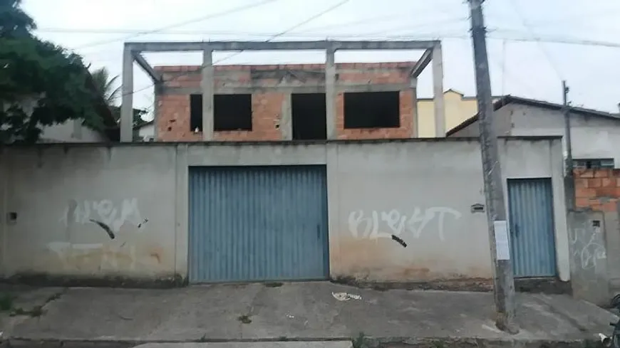 Foto 1 de Casa com 2 Quartos à venda, 300m² em Nacional, Contagem