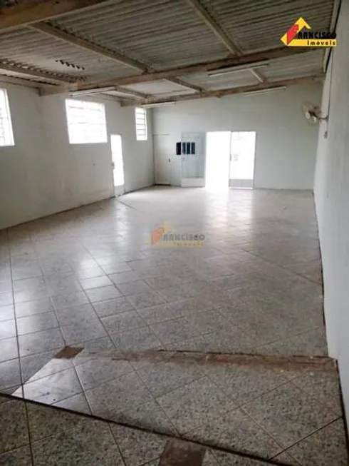 Foto 1 de Galpão/Depósito/Armazém para alugar, 60m² em Dulphe Pinto de Aguiar, Divinópolis