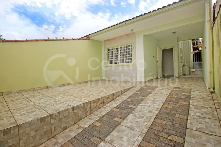 Foto 1 de Casa com 2 Quartos à venda, 94m² em Balneario Florida , Peruíbe