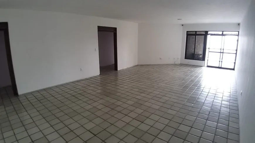 Foto 1 de Apartamento com 4 Quartos à venda, 194m² em Tambaú, João Pessoa