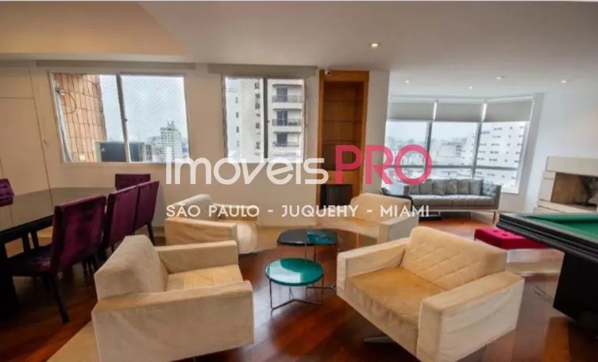 Foto 1 de Apartamento com 3 Quartos para alugar, 220m² em Moema, São Paulo