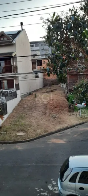 Foto 1 de Lote/Terreno à venda, 186m² em Vila Nova, Porto Alegre