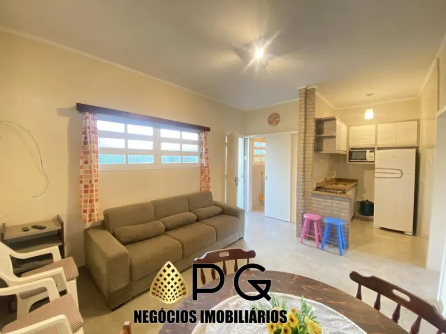 Foto 1 de Apartamento com 2 Quartos à venda, 40m² em Centro, Tramandaí