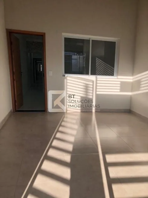 Foto 1 de Casa com 2 Quartos à venda, 67m² em Jardim Residencial Veneza, Indaiatuba