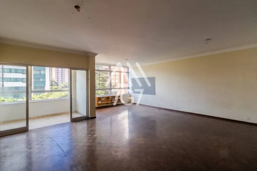 Foto 1 de Apartamento com 3 Quartos à venda, 249m² em Jardim Paulista, São Paulo